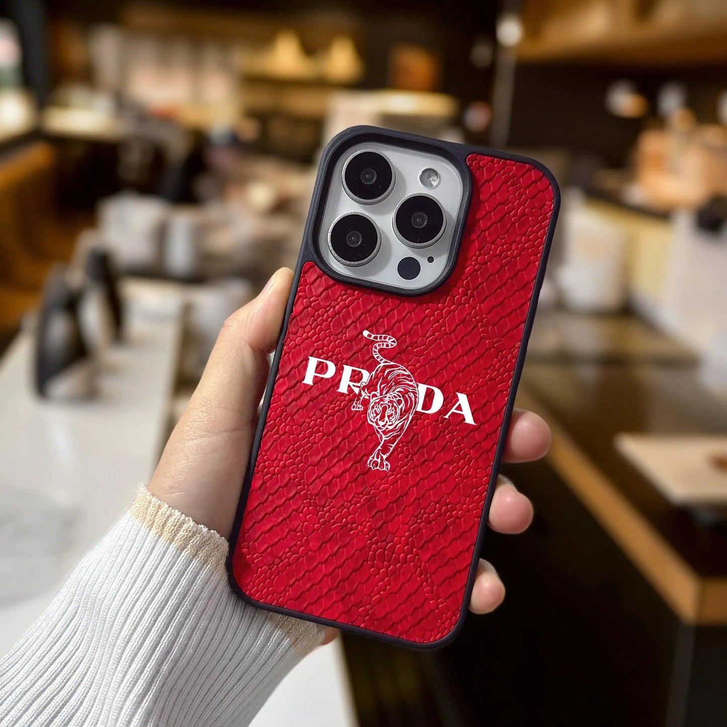 leather tiger phone case for iphone 17 16 15 14 plus 13 12 11 pro max 16e cover Luxury funda 3D snakeskin pattern cases carcasa