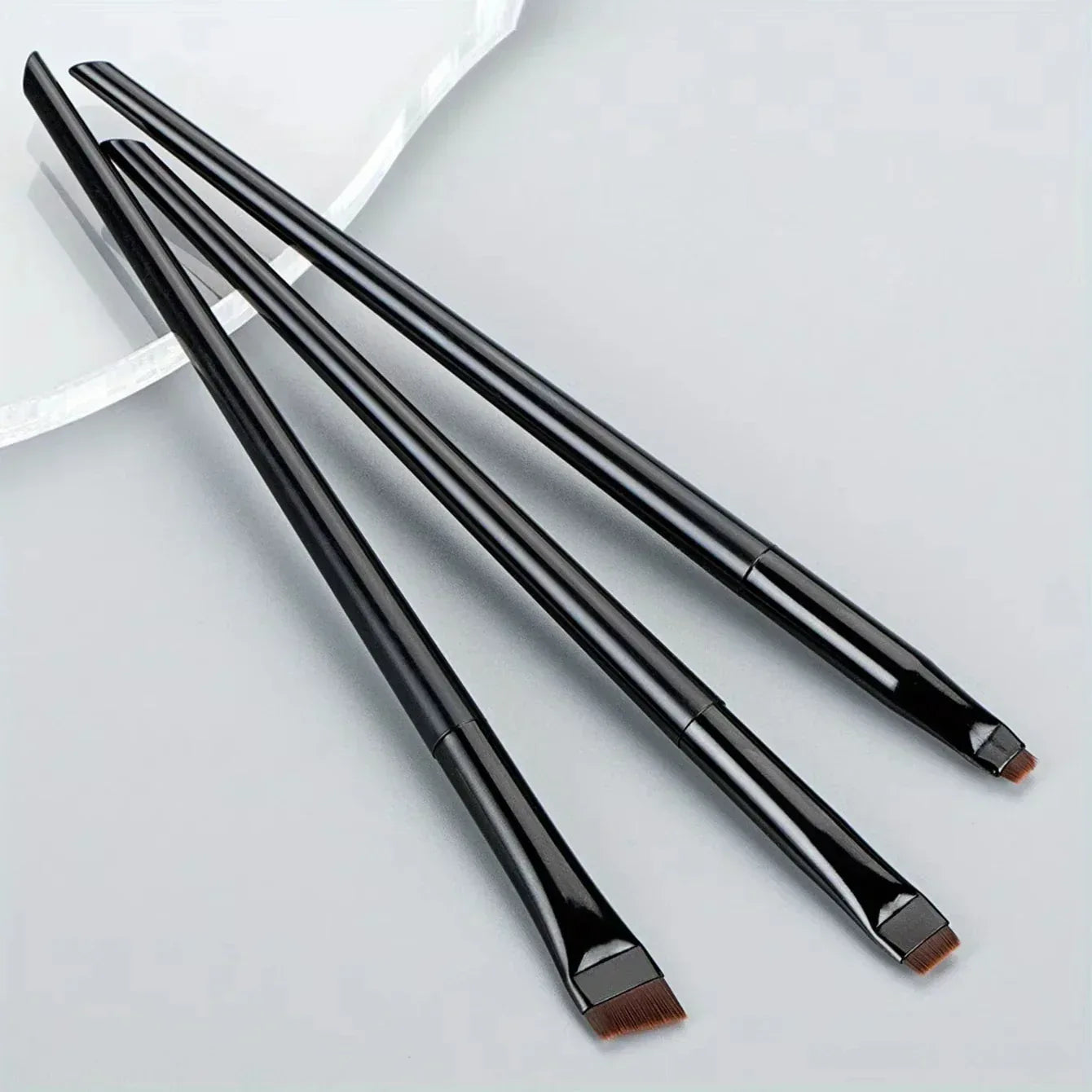 3‑Piece Precision Eye Makeup Brush Set for Eyeliner - Urbizia