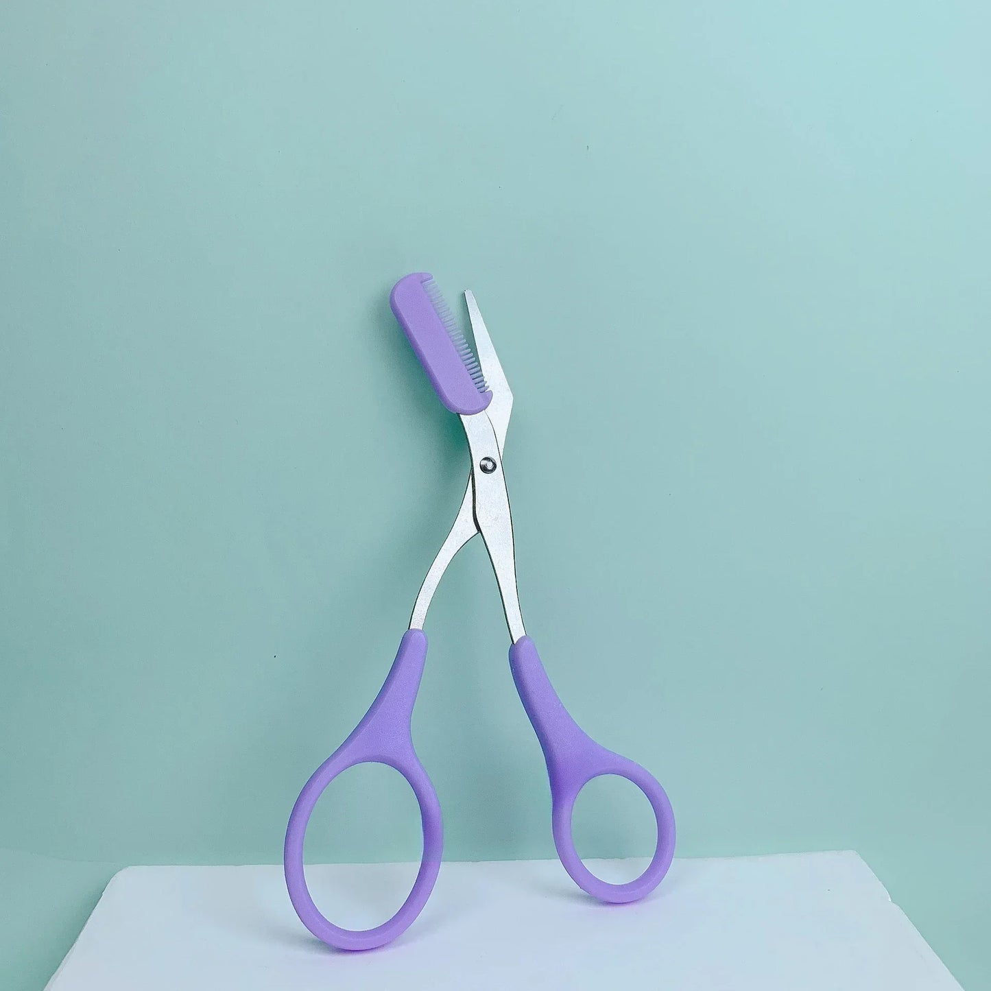Precision Pink Eyebrow Trimming Scissors with Comb - Urbizia