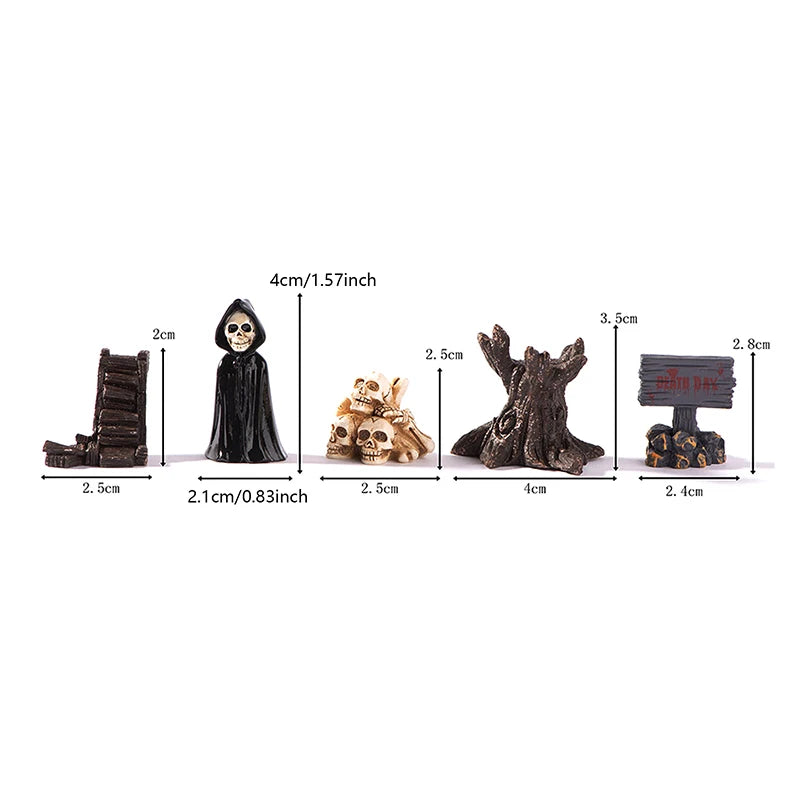 Miniature Halloween Resin Figurines – 3D Horror Raven, Tombstone, Ghost & Skull Ornaments