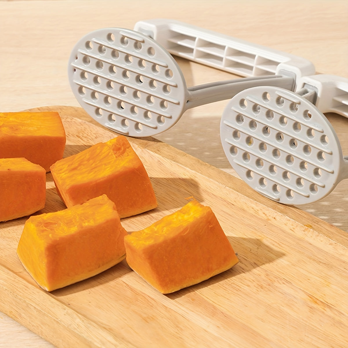 1pc Potato Masher – Non-Slip Handle, Manual Fruit & Vegetable Crusher - Urbizia