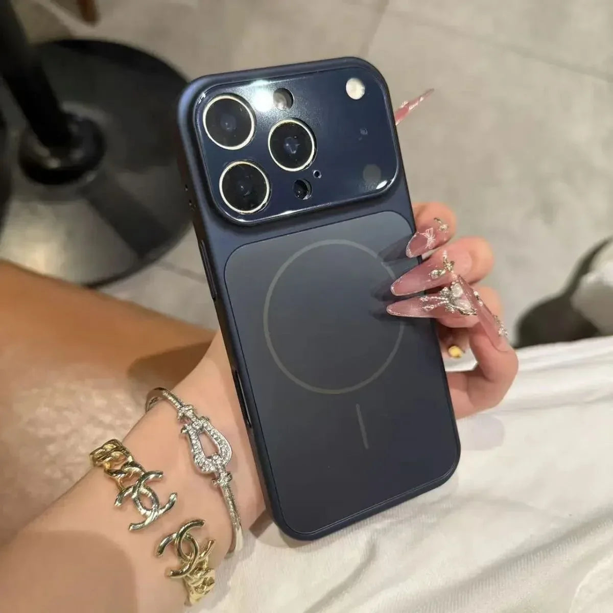 AG Nano Frosted iPhone Case Wireless Magnetic Cover