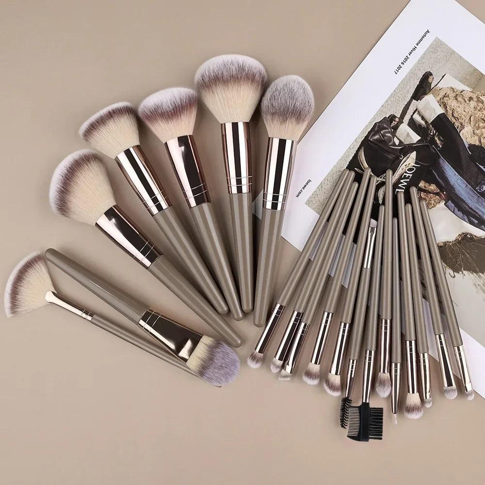 Professional Makeup Brush Set for Face & Eye Makeup