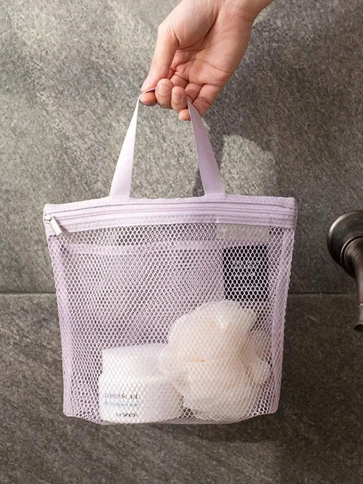 1pc Lightweight Mesh Shower Bag Travel Cosmetic Bag, Large Capacity Portable Toiletry Bag, Hanging Bathroom Storage Bag, Cute Handheld Makeup Brush Holder Bag With Zipper, Can Hold Lipstick