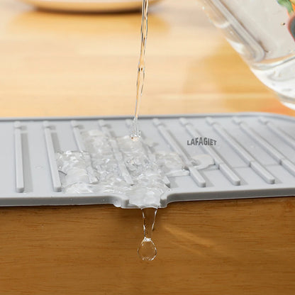 Silicone Drainage Pad Bathroom Kitchen Faucet Drip Mat Wash Basin Sink Splash Proof Draining Pad Table Heat Insulation Protector