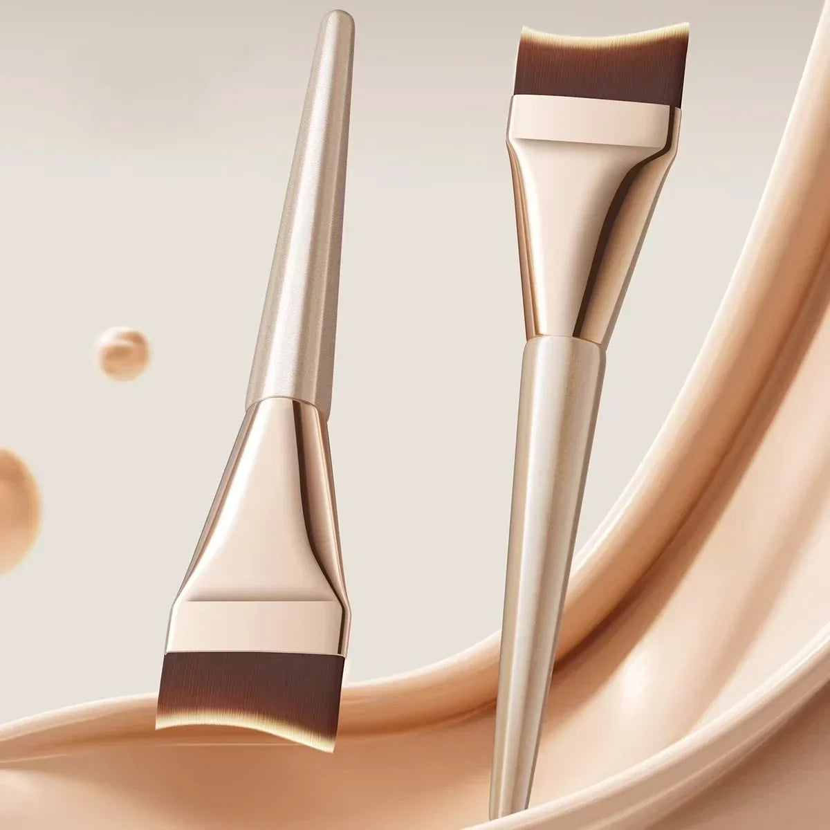 Arc-Fit Foundation Brush - Ergonomic Contour