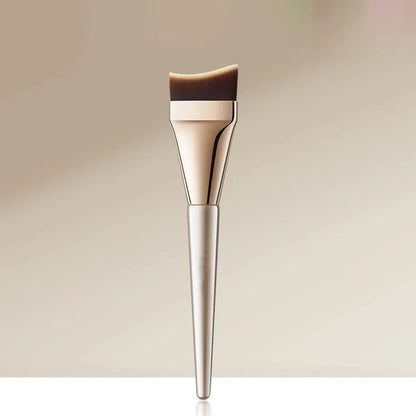 Arc-Fit Foundation Brush - Ergonomic Contour
