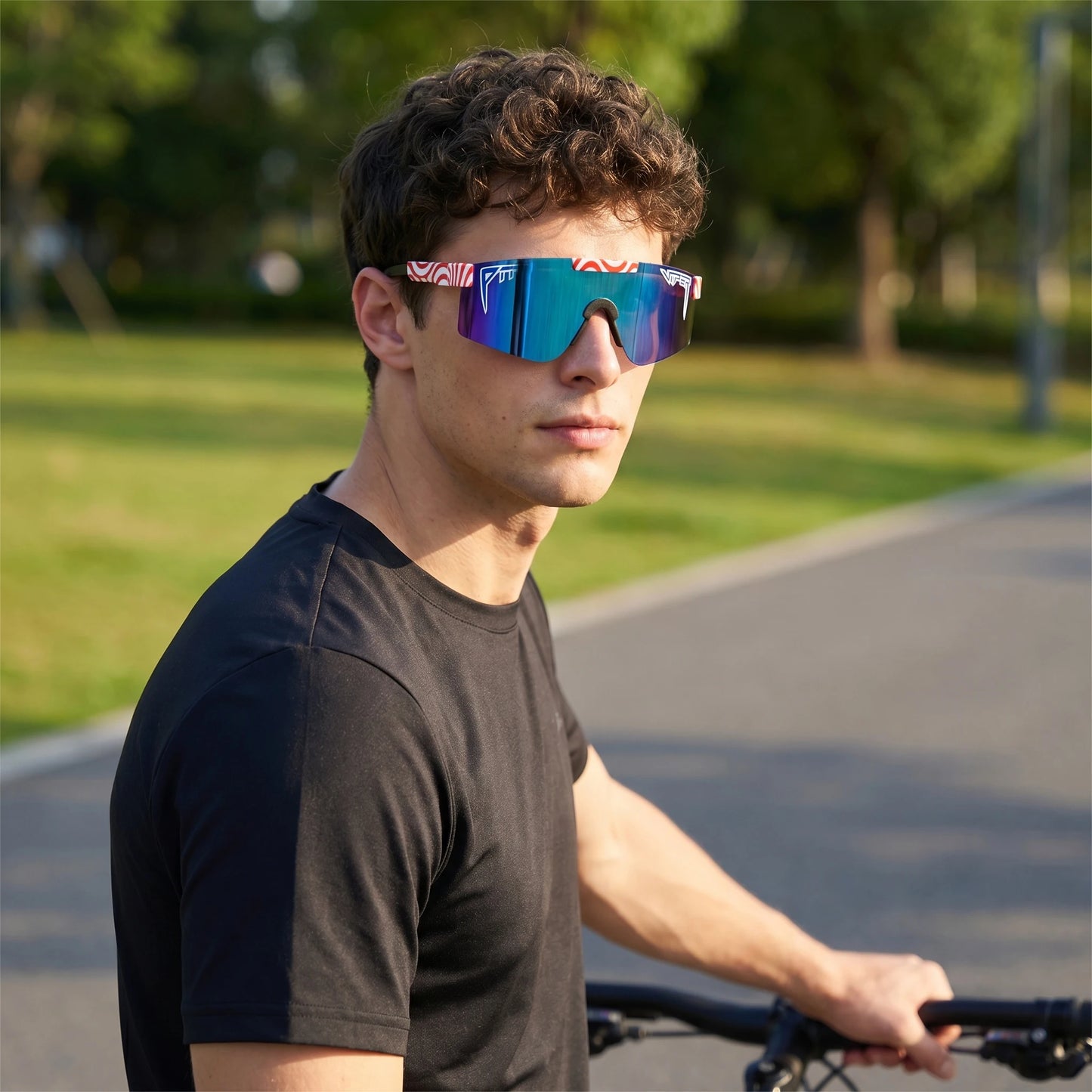 Youth Stylish Windproof Sunglasses Men Women Anti-Dust Colorful Goggles for Skateboard Cycling Hiking Running Outdoor Sports