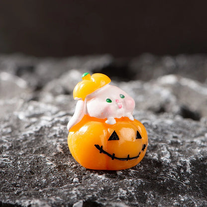 Miniature Halloween Resin Figurines – 3D Horror Raven, Tombstone, Ghost & Skull Ornaments