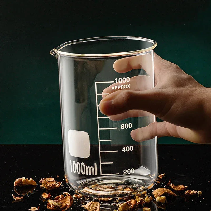Borosilicate Glass Measuring Cup with Clear Scale