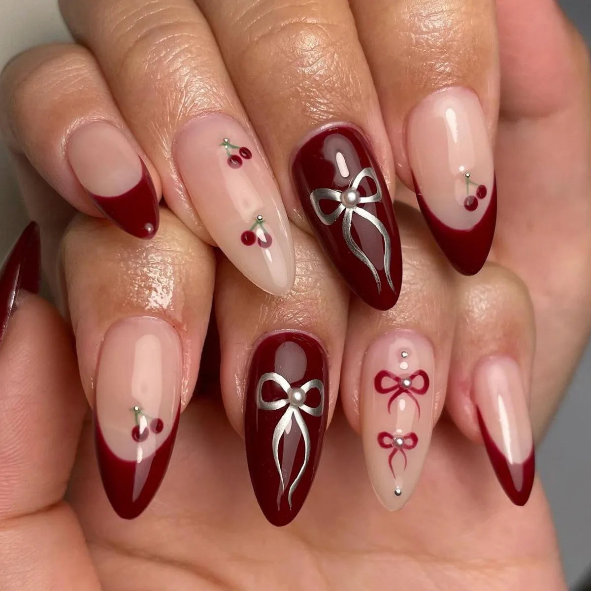 24Pcs Black Y2K Fake Nails with Diamond – Long Almond Butterfly Design Halloween Press-on Nails