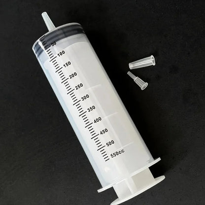 Plastic Syringe, Available in Capacities of 1000ml, 550ml, 350ml, 200ml, 100ml, 60ml, 20ml, 10ml, Suitable for Laboratory Dispensing, Dispensing Glue, Watering, and Veterinary Use - Urbizia