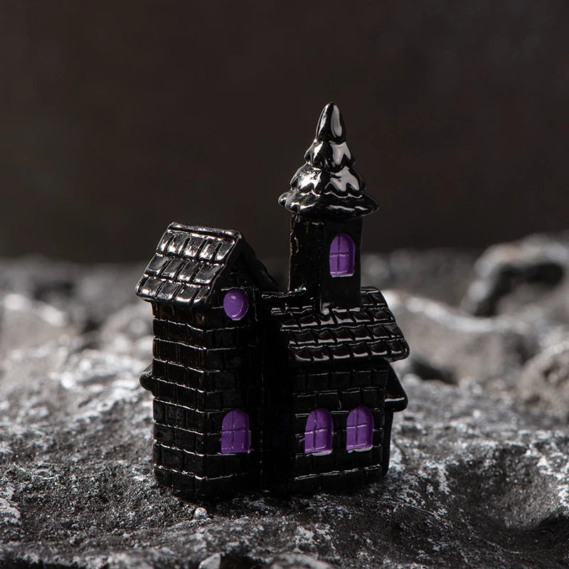 Miniature Halloween Resin Figurines – 3D Horror Raven, Tombstone, Ghost & Skull Ornaments