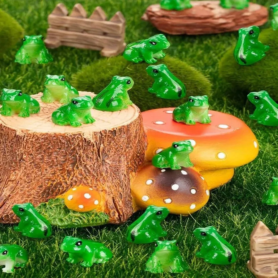 10PCS Mini Resin Frog Figurines Set for Aquarium Decor,Terrarium,Zen Garden,Creative Home Desk Decoration and Fish Tank