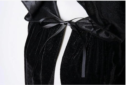 Christmas Pleuche Velvet Hooded Cloak Cape – Medieval Witch, Wicca, Vampire Halloween & Cosplay Costume