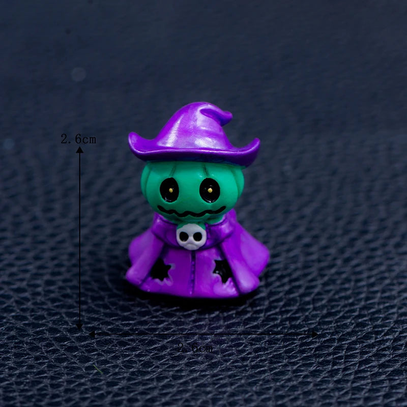 Miniature Halloween Resin Figurines – 3D Horror Raven, Tombstone, Ghost & Skull Ornaments