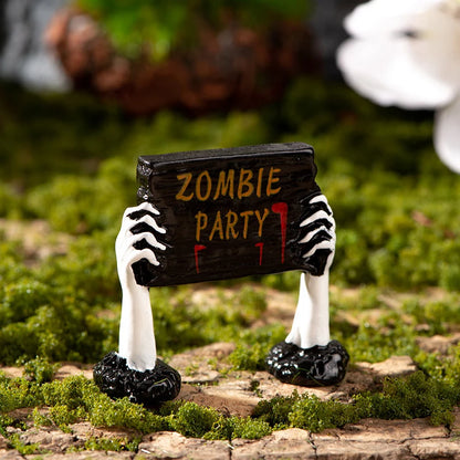Miniature Halloween Resin Figurines – 3D Horror Raven, Tombstone, Ghost & Skull Ornaments
