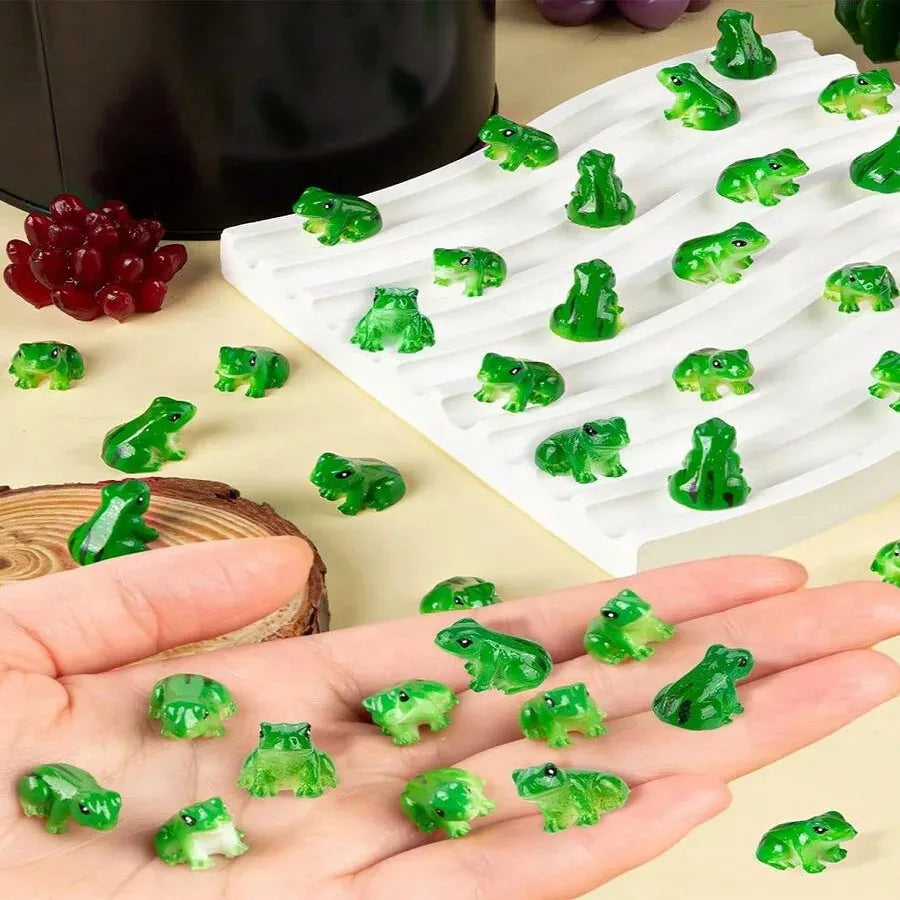 10PCS Mini Resin Frog Figurines Set for Aquarium Decor,Terrarium,Zen Garden,Creative Home Desk Decoration and Fish Tank