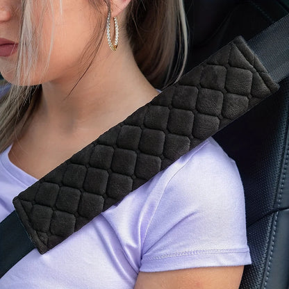1 PC, Short plush shoulder guard for car seat belts, solid color, comfortable and extended shoulder guard
