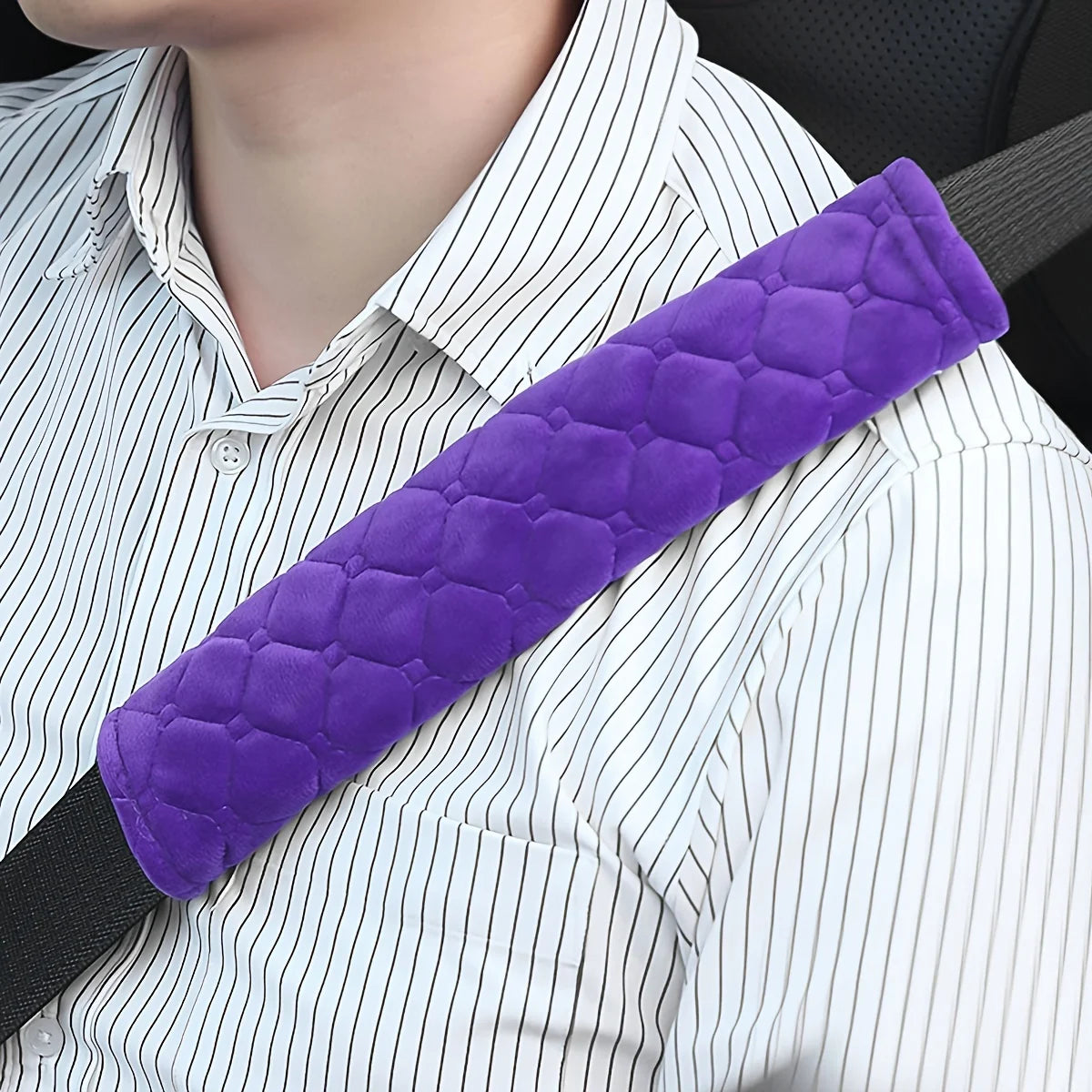 1 PC, Short plush shoulder guard for car seat belts, solid color, comfortable and extended shoulder guard