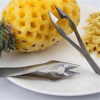 Stainless Steel Strawberry Peeler Pineapple Corer and Slicer Kitchen Utensil with Clips Practical Fruit Tool