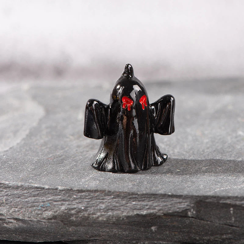 Miniature Halloween Resin Figurines – 3D Horror Raven, Tombstone, Ghost & Skull Ornaments
