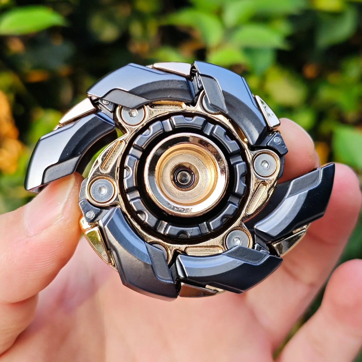 EDC Fidget Sliders Fidget Toys Stress Relief For Adults Magnetic Metal Fidgety Mood Buster Open Armor Spinning TopFidget Toys