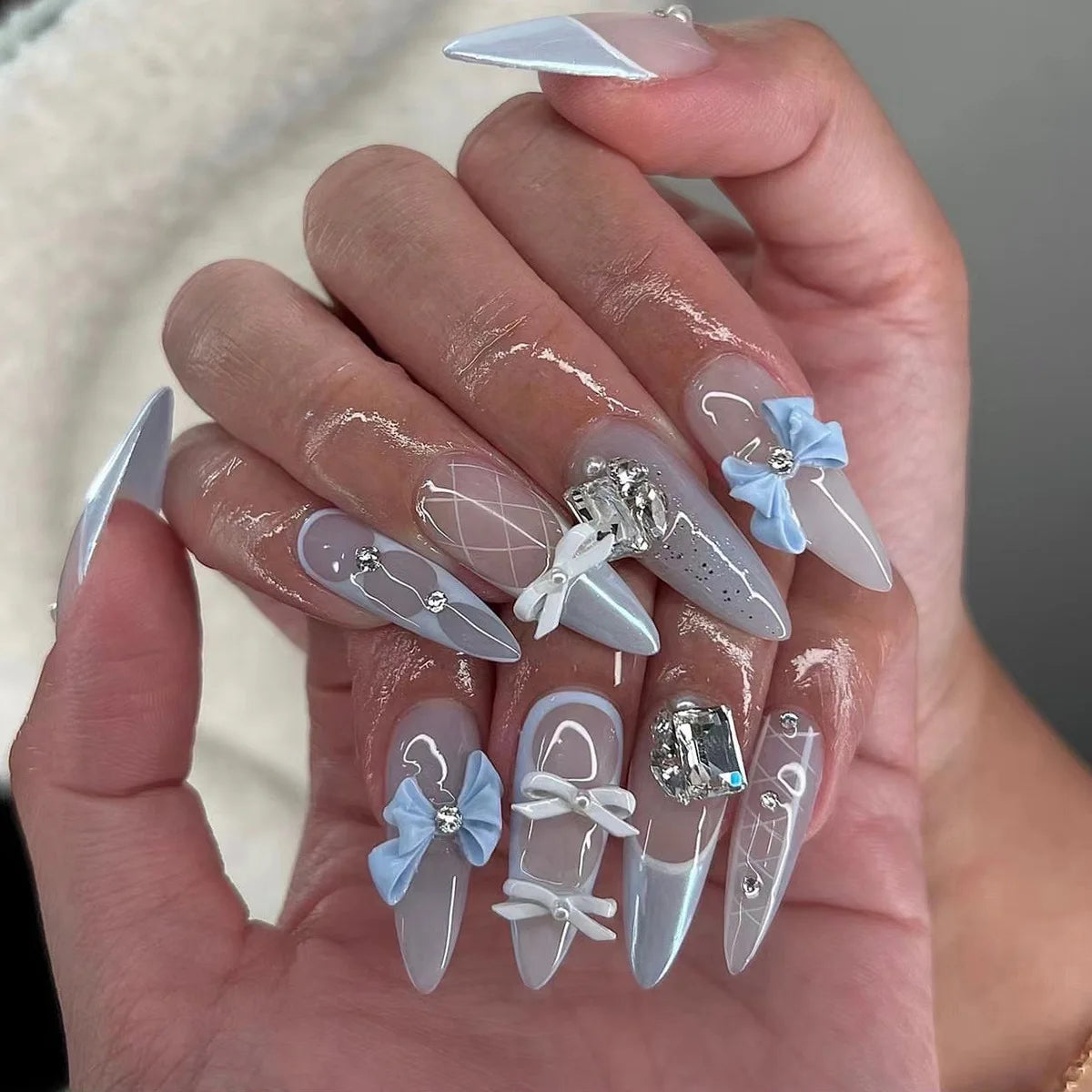 24Pcs Black Y2K Fake Nails with Diamond – Long Almond Butterfly Design Halloween Press-on Nails