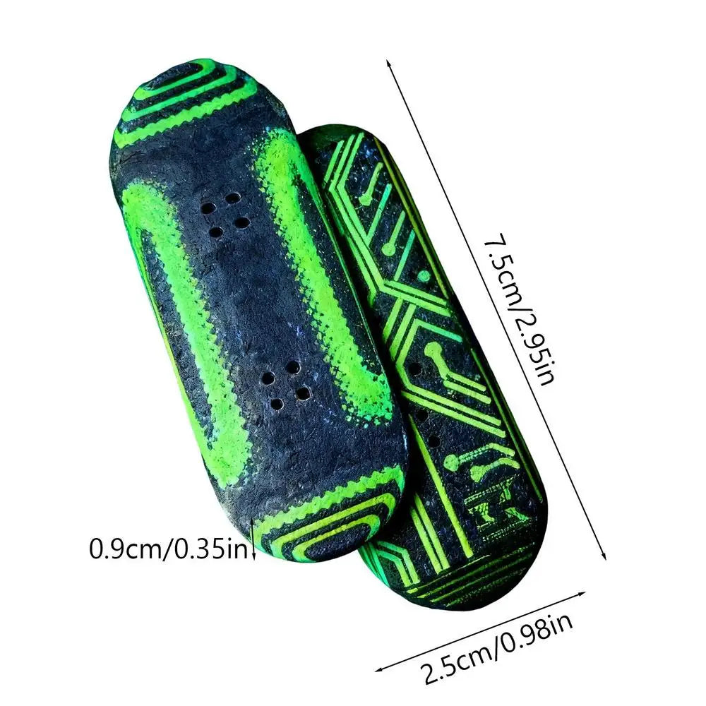 Novelty Finger Skateboards Magnetic Mini Deck Fidget Finger Skate Board for Stress Relief Boy Girl Party Classroom Birthday Gift