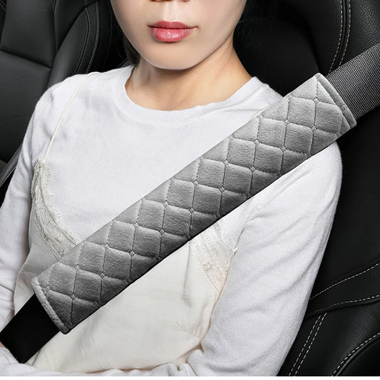 1 PC, Short plush shoulder guard for car seat belts, solid color, comfortable and extended shoulder guard