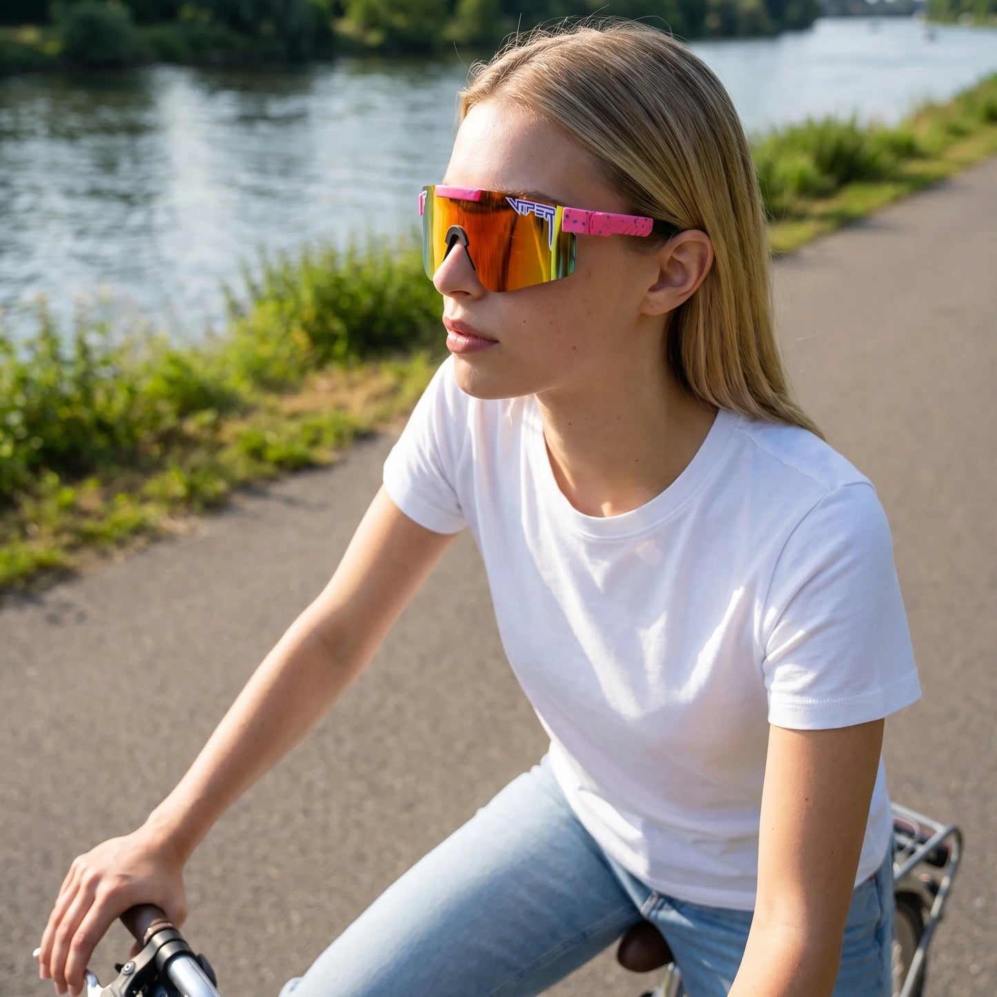 Youth Stylish Windproof Sunglasses Men Women Anti-Dust Colorful Goggles for Skateboard Cycling Hiking Running Outdoor Sports