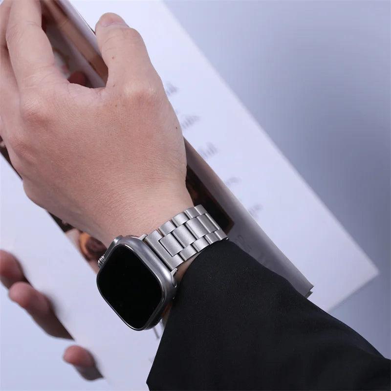Stainless Steel Strap For Apple Watch Band 45mm Ultra 49mm 41mm 40mm 44mm 46mm Strap Metal Bracelet For Iwatch Series 11 10 42mm