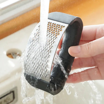 Stainless Steel Garlic Press Crusher Kitchen Tool