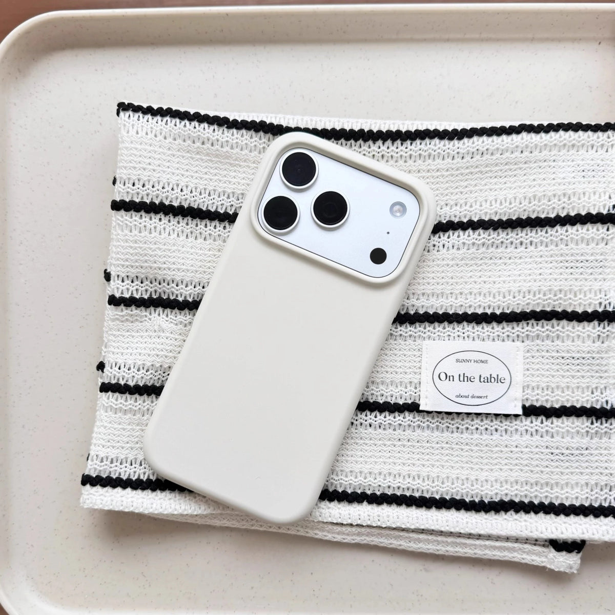 Simple Liquid Silicone Phone Case For iPhone 18 Pro Max 17 16 13 15 14 12 Pro Max Cases With Box Soft Fashion Shockproof Cover