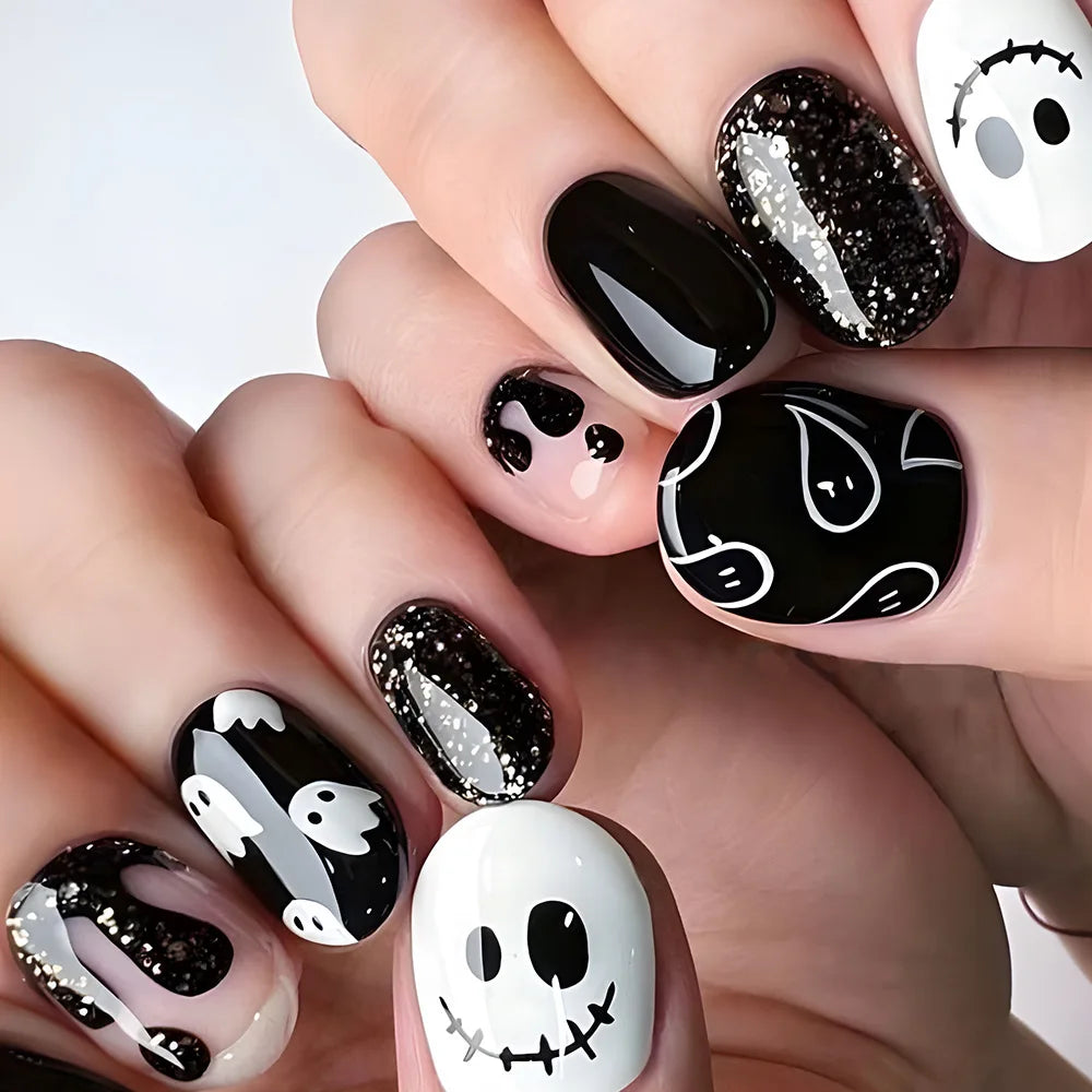 24Pcs Halloween Spider Print False Nails – Gothic Short Round Press-on Nail Tips for Women