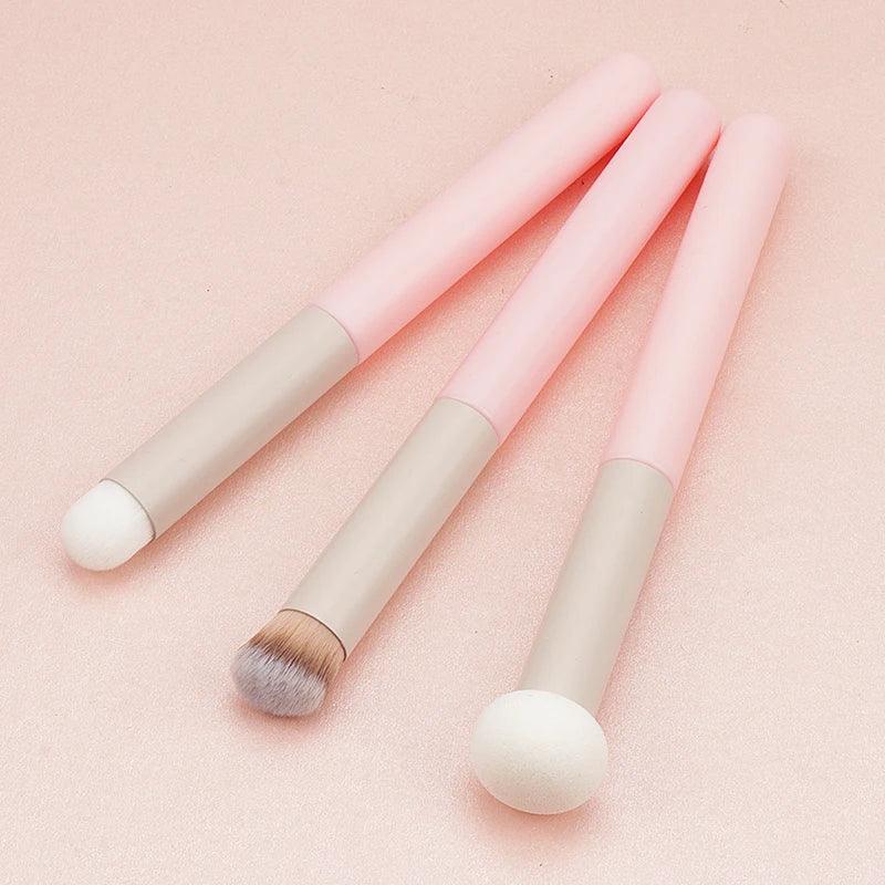 Multi-Use Makeup Brush & Sponge Puff Tool