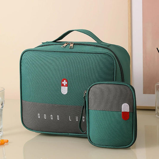 Portable medicine bags, emergency school health kits, mandatory equipment for students returning to school, and storage bags for