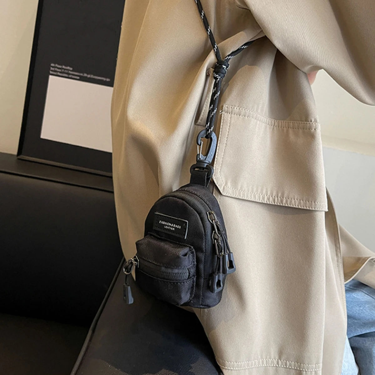 Mini Coin Purses Men Women Couples Crossbody Bag Portable Wallets Earphone Key Shoulder Bags Hip Hop Casual All-match Newest
