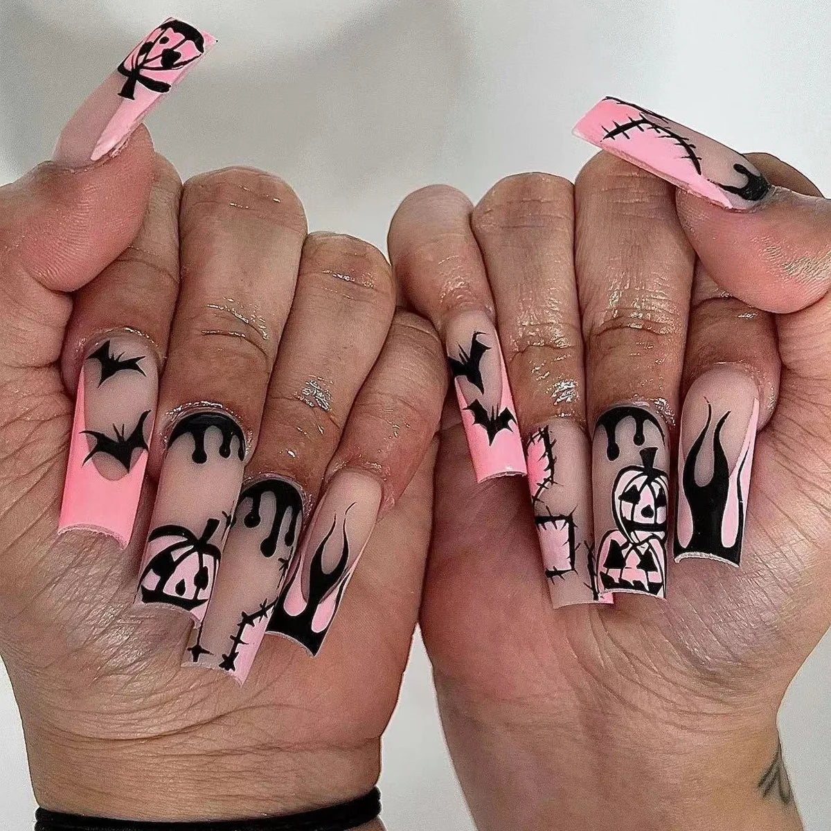 24Pcs Glitter Pink Sequins Fake Nails – Halloween Skull & Love Print Ballet Press-on Nails