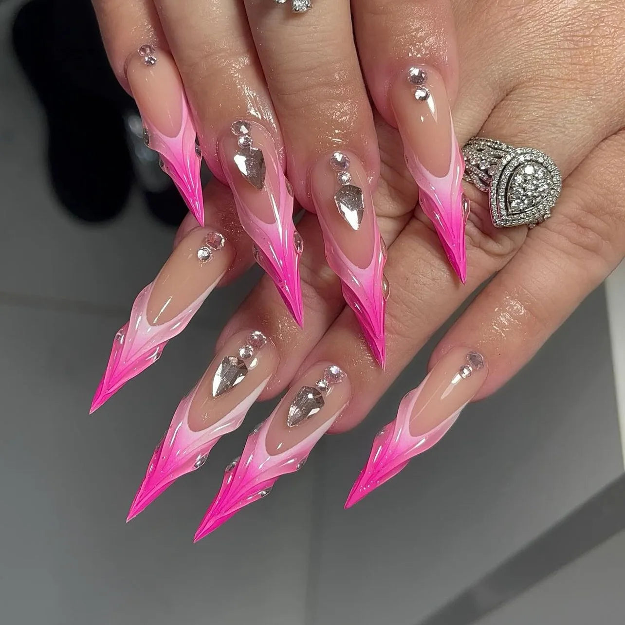 24Pcs Black Y2K Fake Nails with Diamond – Long Almond Butterfly Design Halloween Press-on Nails