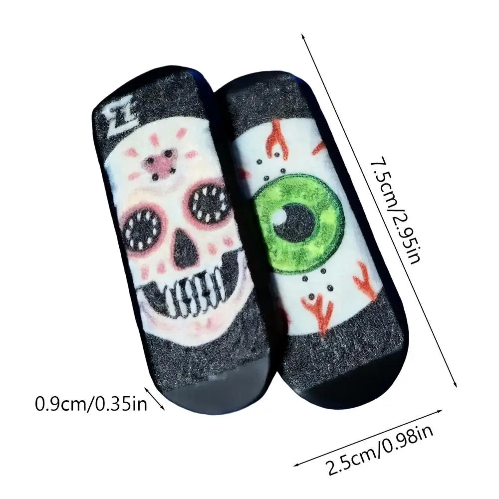 Novelty Finger Skateboards Magnetic Mini Deck Fidget Finger Skate Board for Stress Relief Boy Girl Party Classroom Birthday Gift