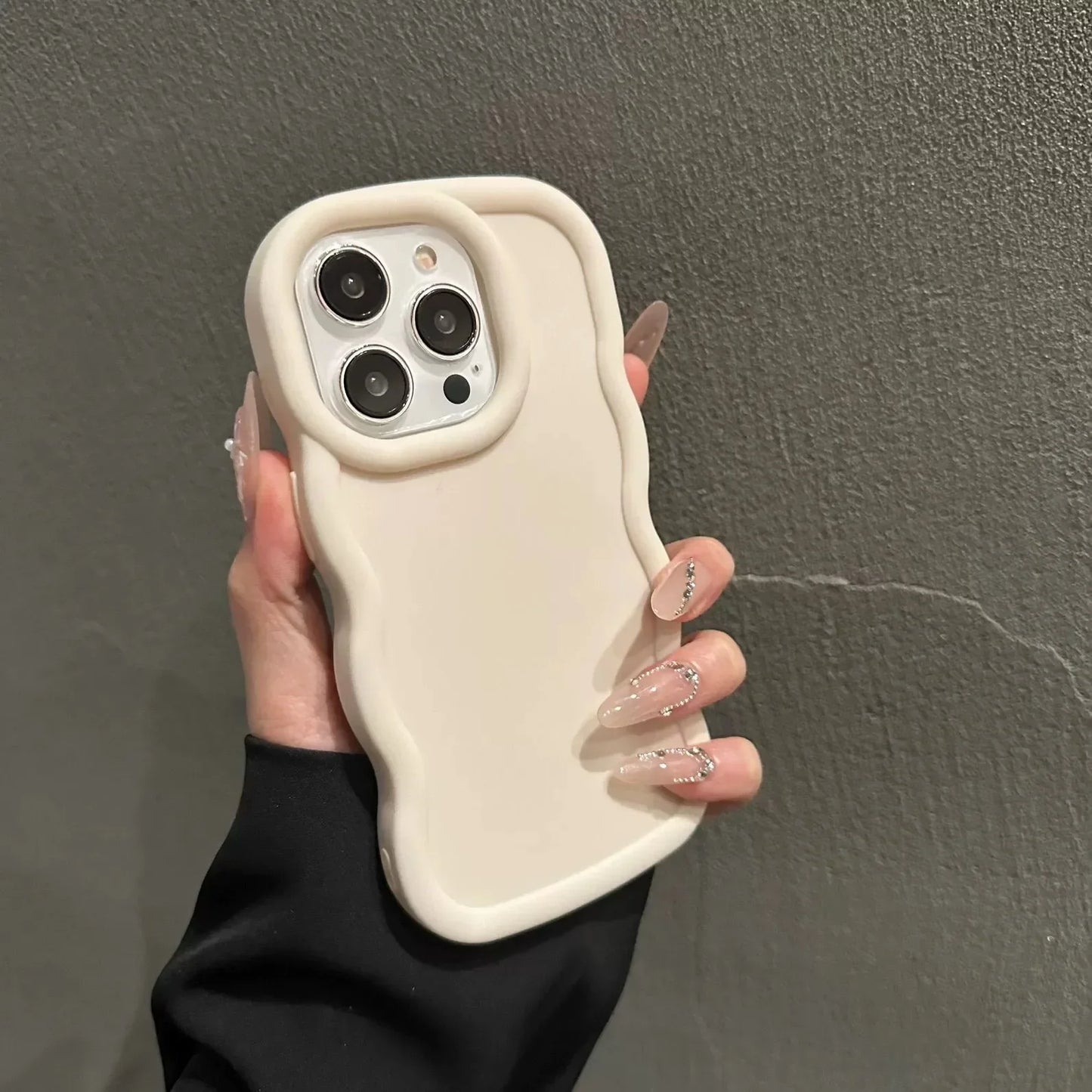 Soft Candy Curly Wave Phone Case For iPhone 11 12 13 14 15 16 17 Air Pro Max 7 8 Plus X XR XS SE Shockproof Bumper Cover Capa