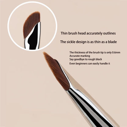 Sickle Eyeliner & Detail Eye Brush