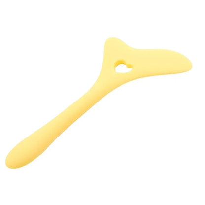 Multi-Functional Eyeliner & Makeup Stencil