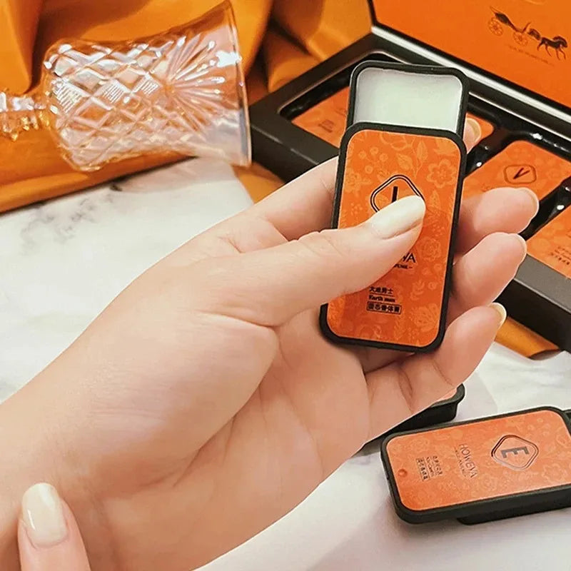 4-Piece Solid Perfume Set, Floral and Fruity Scents, Long-Lasting Fragrance, Delicate Scent and Portable, Suitable for Gifting or Daily Use