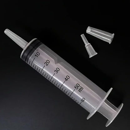 Plastic Syringe, Available in Capacities of 1000ml, 550ml, 350ml, 200ml, 100ml, 60ml, 20ml, 10ml, Suitable for Laboratory Dispensing, Dispensing Glue, Watering, and Veterinary Use - Urbizia