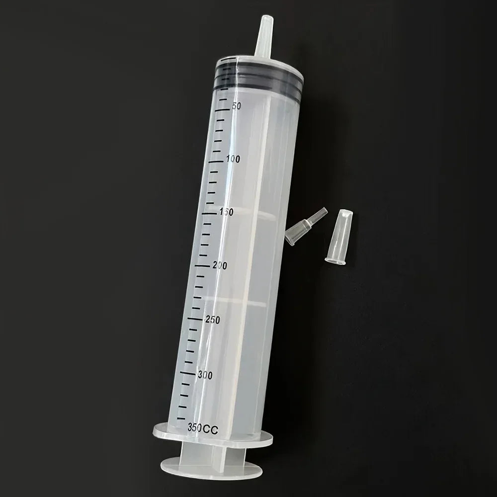 Plastic Syringe, Available in Capacities of 1000ml, 550ml, 350ml, 200ml, 100ml, 60ml, 20ml, 10ml, Suitable for Laboratory Dispensing, Dispensing Glue, Watering, and Veterinary Use - Urbizia