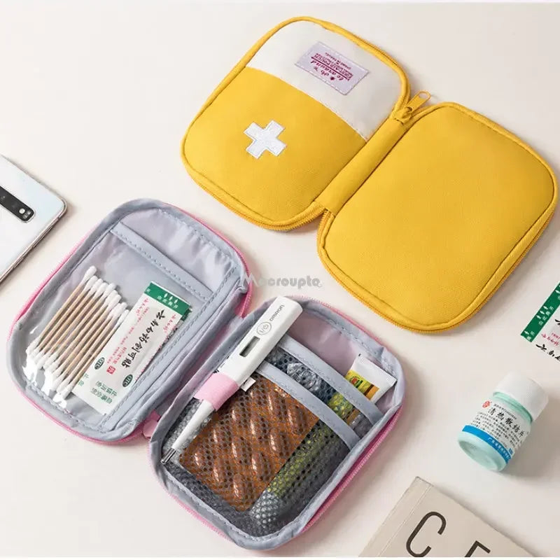 Portable First Aid Medical Kit Travel Outdoor Camping Emergency Medicine Storage Bag Travel Mini EDC Pouch Organizer Pill Case
