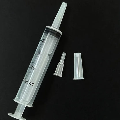 Plastic Syringe, Available in Capacities of 1000ml, 550ml, 350ml, 200ml, 100ml, 60ml, 20ml, 10ml, Suitable for Laboratory Dispensing, Dispensing Glue, Watering, and Veterinary Use - Urbizia