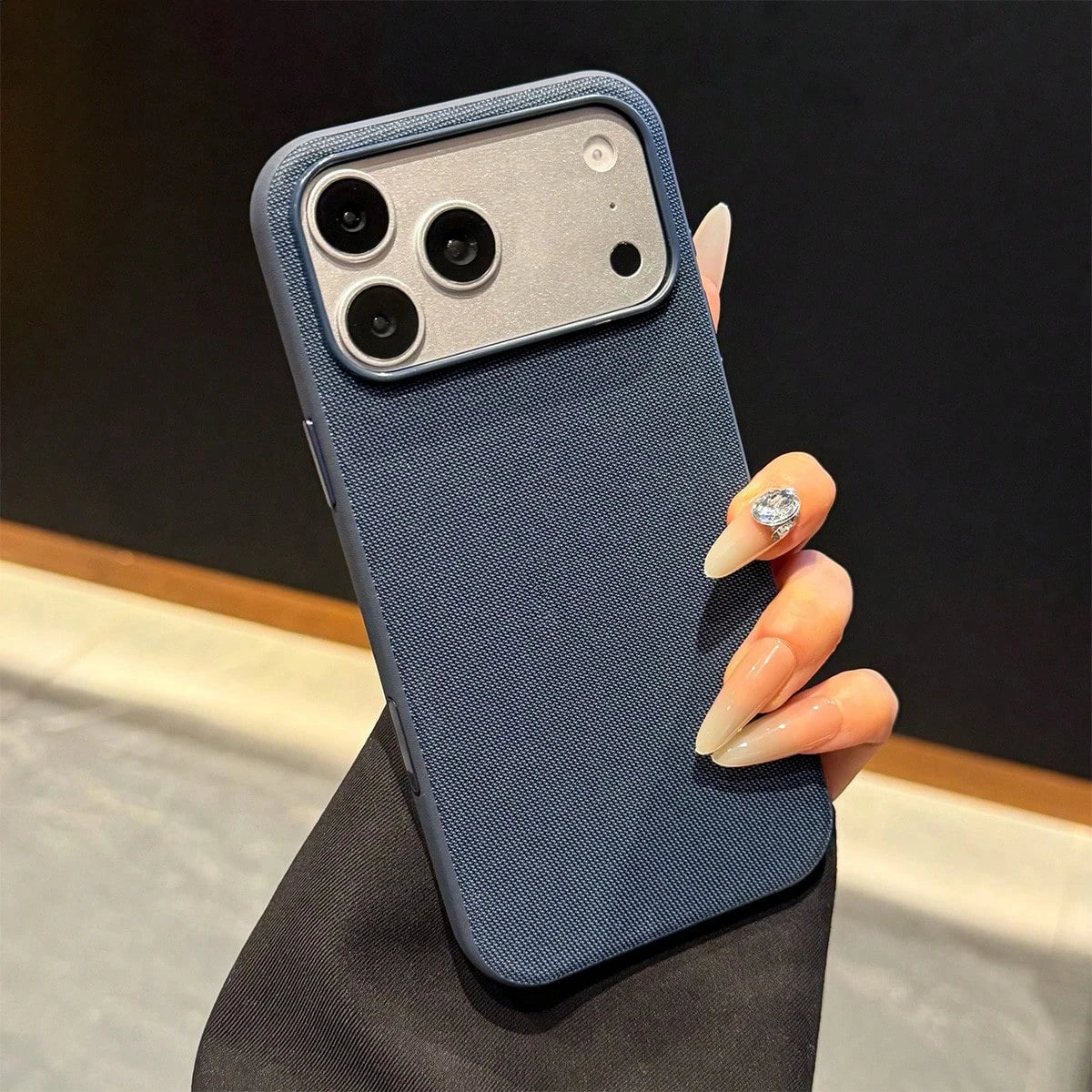 Luxury Tech Woven Fabric Magnetic Phone Case, Shockproof Scratch-Resistant Protective Cover with Magnetic Wireless Charging, Compatible with iPhone 18 Pro Max/17 Pro Max/16/15/14/13/Air